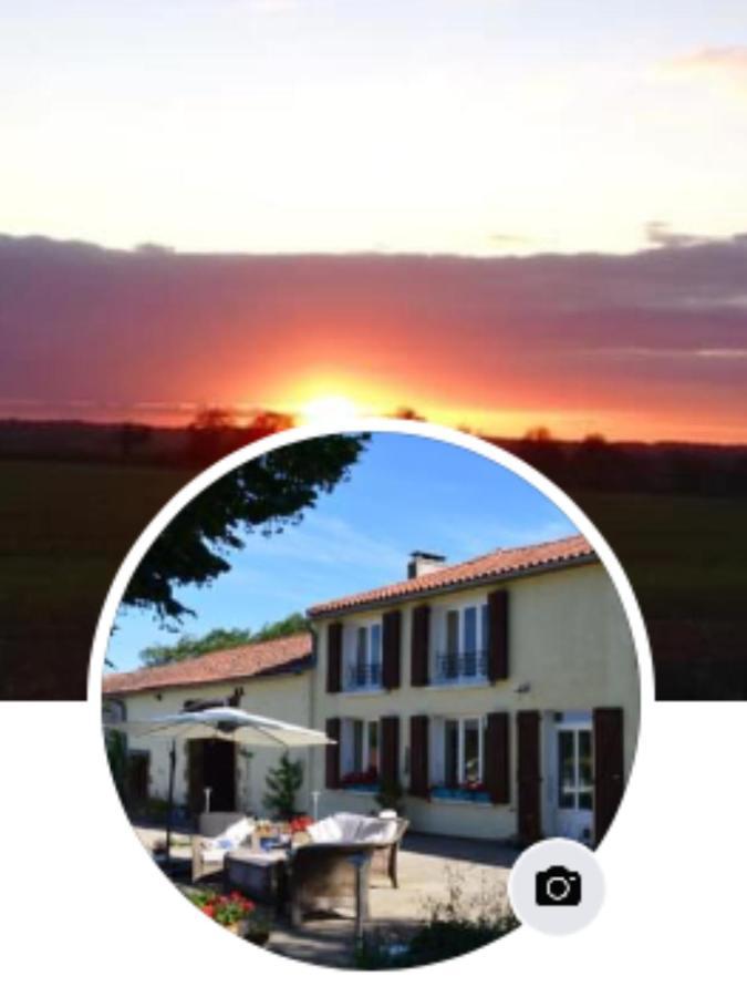 Homestay Arrabella Availles-Limouzine Exterior photo